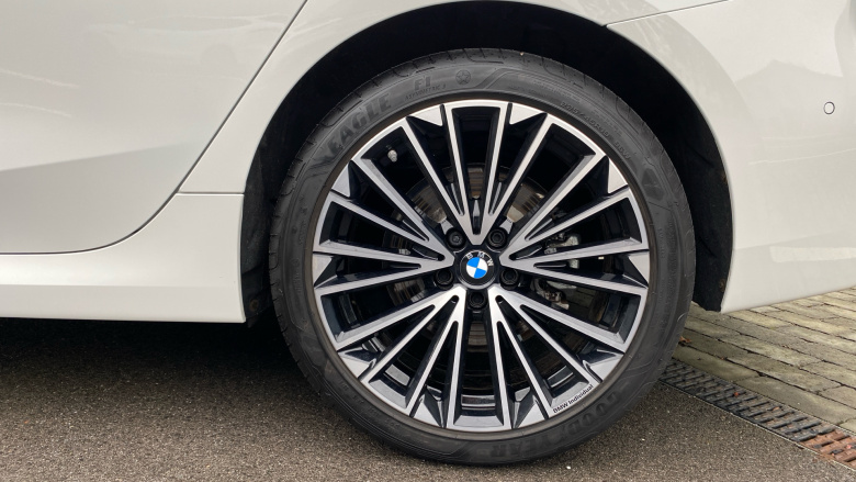 BMW 2 Series 220i MHT M Sport 5dr DCT Petrol Hatchback